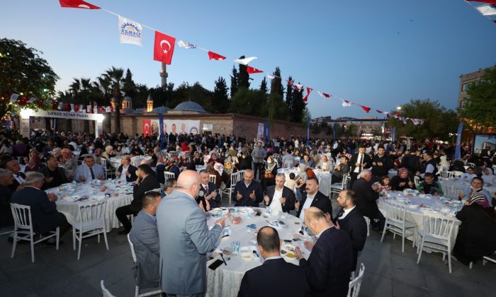 Gebzeliler Kadir Gecesinde Büyük İftarda Buluştu