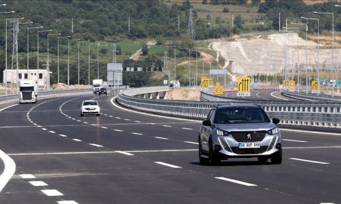 Otoyollarda hız sınırı artırılıyor