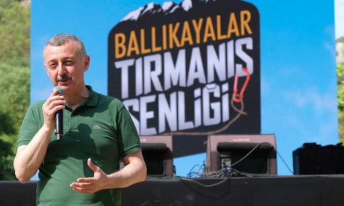 Başkan Büyükakın, Çevreyi korumada Türkiye bayrağı önde taşımalı
