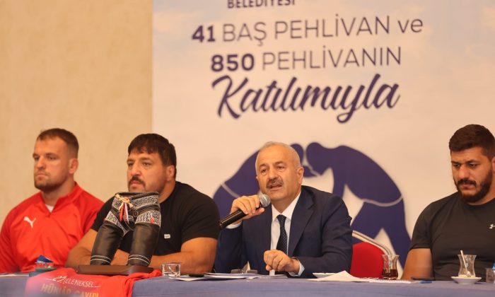 Tarihi Hünkar Çayırı Güreşlerine Davet