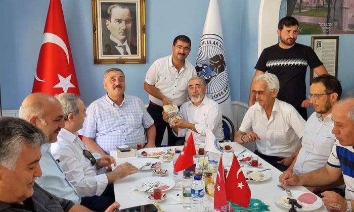Erzurumlular Vakfı 23 Temmuz Erzurum Kongresi Konferansı Düzenledi