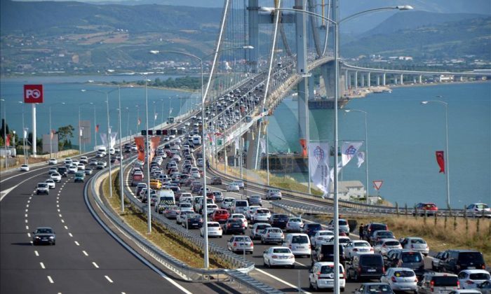 Osmangazi Köprüsü’nde REKOR KIRILDI!