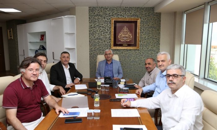 Büyükşehir’de sendika ve işveren temsilcileri buluştu