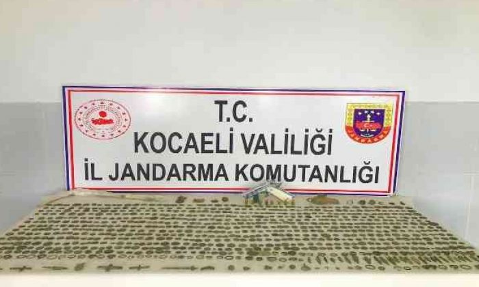 Jandarma ekiplerinden tarihi eser operasyonu