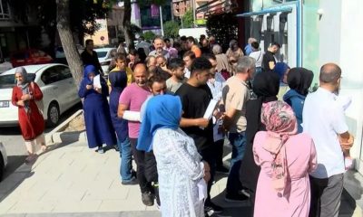 Bankalar önünde sosyal konut kuyruğu