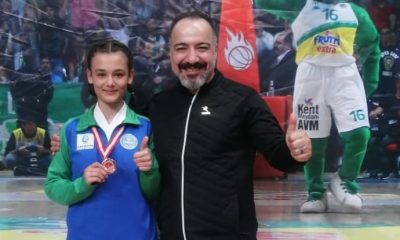 Çayırova madalyaya doymuyor!