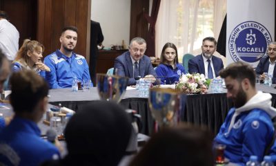 Başkan Büyükakın, Kağıtspor’un  şampiyonları ile buluştu