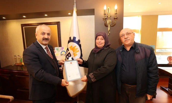 Adem Yavuz’da İlk Tapu Başkan Büyükgöz’den