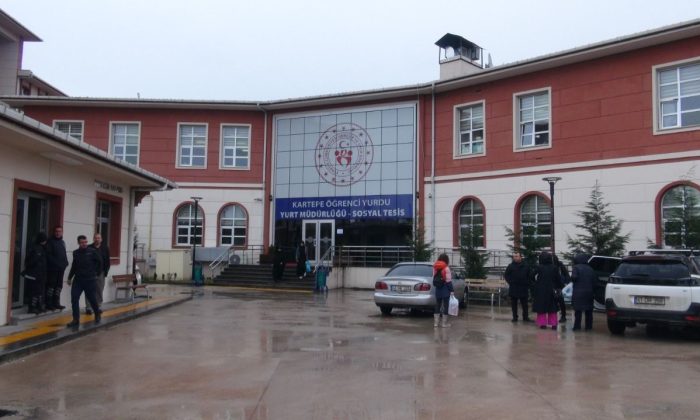 Kocaeli’de kapılar depremzedeler için açıldı