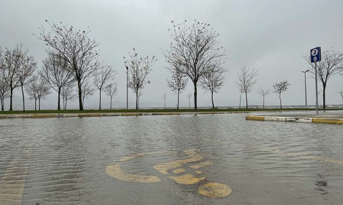 Kocaeli için şiddetli fırtına uyarısı