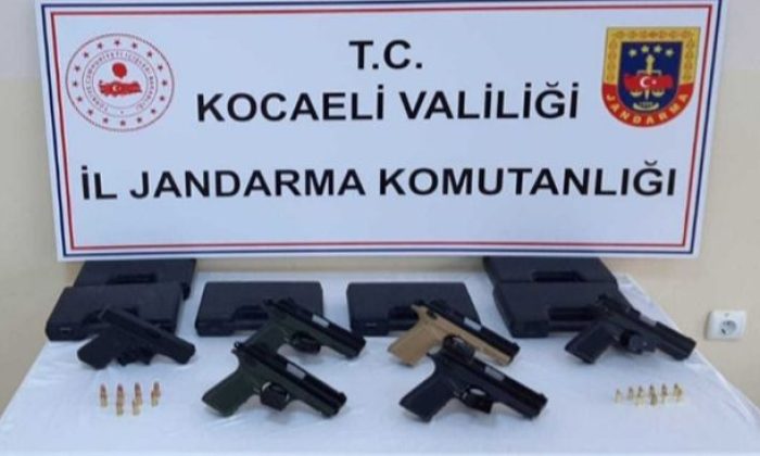 İzmit’te 6 adet ruhsatsız tabanca ele geçirildi