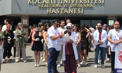 Sağlık çalışanları iş bıraktı