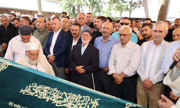 Gebze Belediye Başkan Yardımcısı Dursun Ali Arslan son yolculuğuna uğurlandı