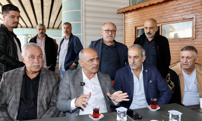 Başkan Şener Söğüt, Taksici Esnafıyla Buluştu