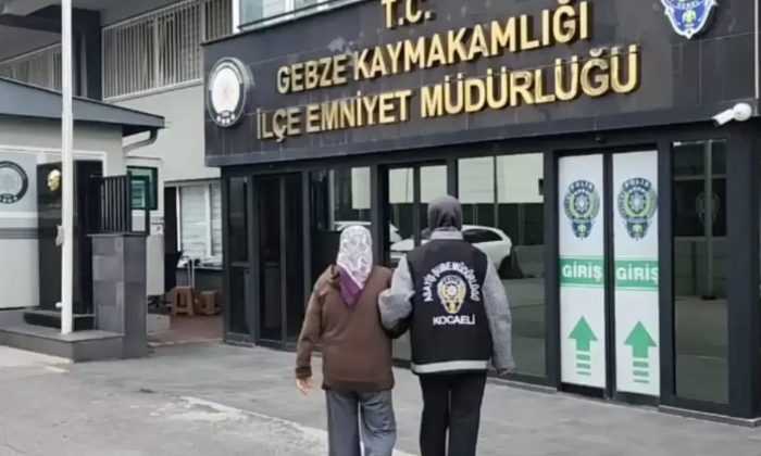 52 yaşındaki uyuşturucu satıcısı kadın 10 yıl sonra Kocaeli’de yakayı ele verdi