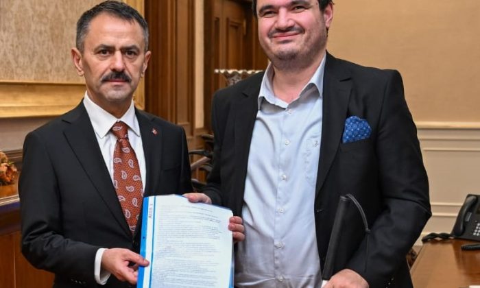 Kocaeli Valisi İlhami Aktaş’dan, Engelli memurlar için örnek adım!
