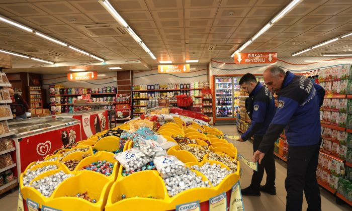 Kocaeli’de Bayram Öncesi Zabıta Denetimleri Hız Kazandı