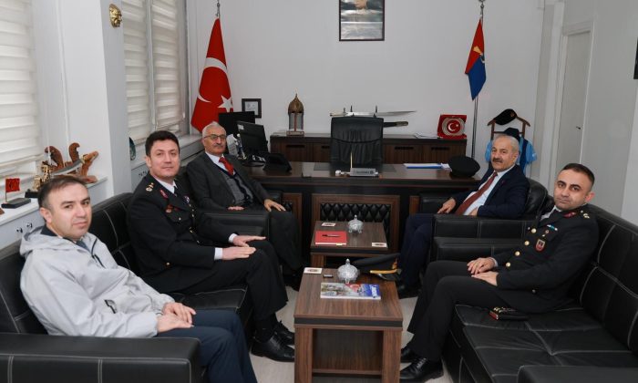Başkan Büyükgöz Bayram Öncesi Kamu Personelini Ziyaret Etti
