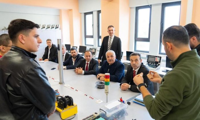 GTO Başkanı Aslantaş meslek liselerine verilen destek projesini yerinde inceledi