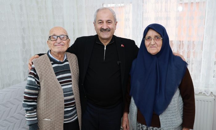 Gebze’de Başkan Büyükgöz’den 65 yıllık çifte vefa ziyareti