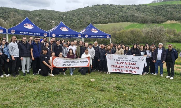 Kocaeli Valisi İlhami Aktaş, Öğrencilerle Doğa Yürüyüşü Yaptı