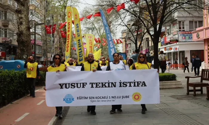Sendikalar Bakan Yusuf Tekin’i istifaya çağırdı