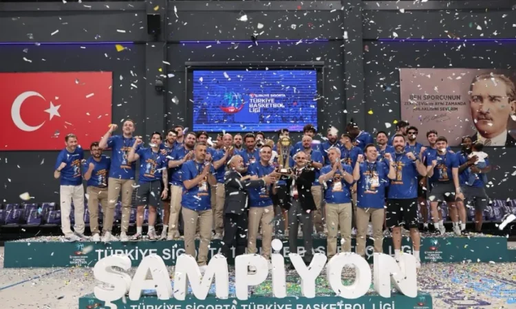 Çayırova Belediyespor Basketbolda Şampiyon Oldu, Süper Lig’e Yükseldi
