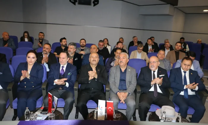 GTO’da Prof. Dr. Emre Alkin ekonomiyi anlattı
