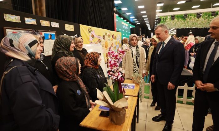 Başkan Büyükakın, “KO-MEK toplumsal bağları da güçlendiriyor”
