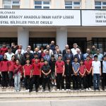 Kocaeli Valisi Aktaş, öğrencilerin sevincine ortak oldu