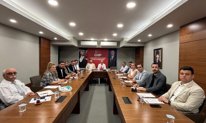 CHP Kocaeli’de 3 fireyle Kurultay için 21 delege imza verdi