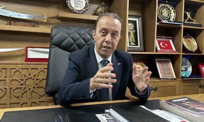 MHP Kocaeli’de deprem! Kamil Akın görevden alındı