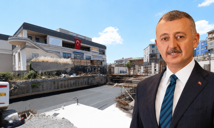 Başkan Büyükakın, Dilovası’na Yaptırdığı Kent Meydanı inşaatını inceledi