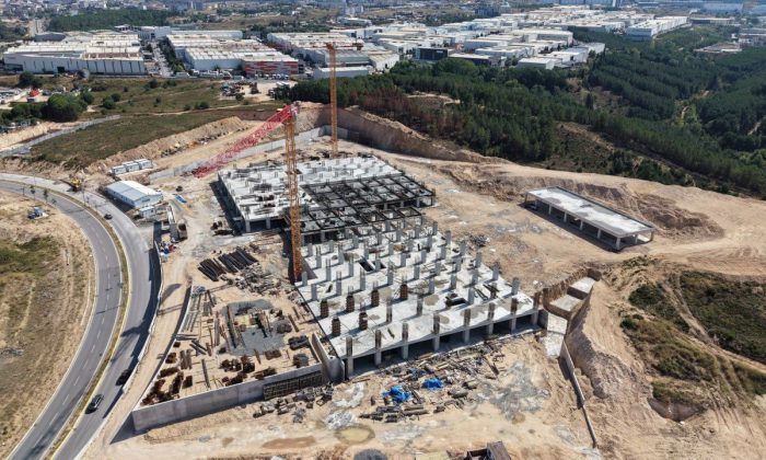 Çayırova’nın 200 yataklı Devlet Hastanesi hızla yükseliyor