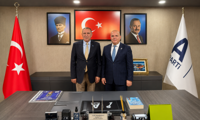 Anahtar Partisi İl Başkanı Halil Keskinoğlu’nun Teşkilat Başarısı Büyüyor: Çayırova’da Görev Ayhan Tarhana’ya Verildi