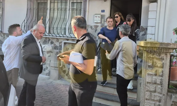 CHP’ye Operasyonlar İzmit Belediyesi Sıçradı sabah operasyonu!  Gözaltılar var