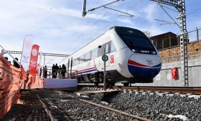 TCDD Taşımacılıkta YHT Biletlerine Zam Şoku