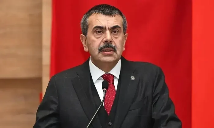 Bakan Yusuf Tekin: Öğretmen öğrencisine her yönüyle örnek ve model olmalı