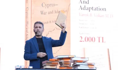 Kocaeli Kitap Fuarı’nda müzayede heyecanı: 45 eser açık artırmaya çıktı!