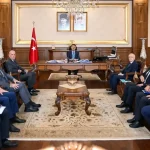 Vali Aktaş, Vali Yardımcılarıyla değerlendirme toplantısı yaptı